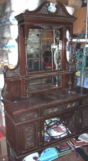 Vetrinetta antica in legno e vetro