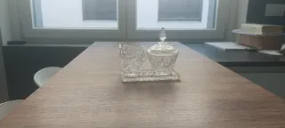 Lattiera e zuccheriera in cristallo