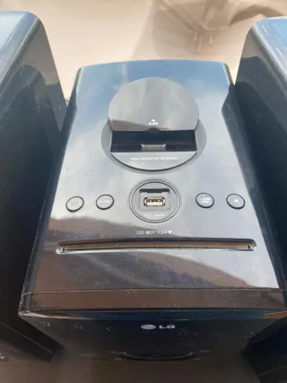Minicadena de música LG negra