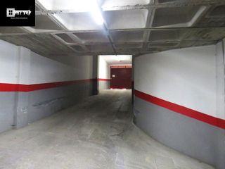 Garaje en venta en Benalúa en Alicante