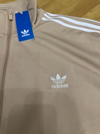 Chaqueta Adidas Beige