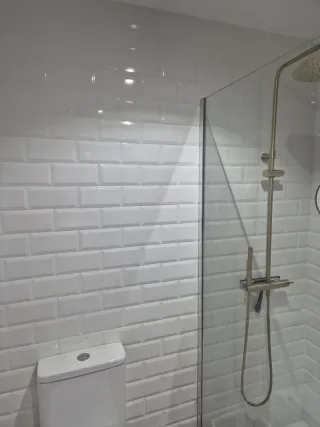 Azulejo blanco metro