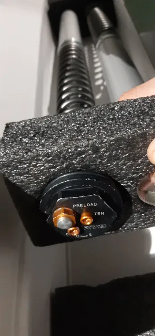 Cartuchos KYB Yamaha R6R 1 año de uso