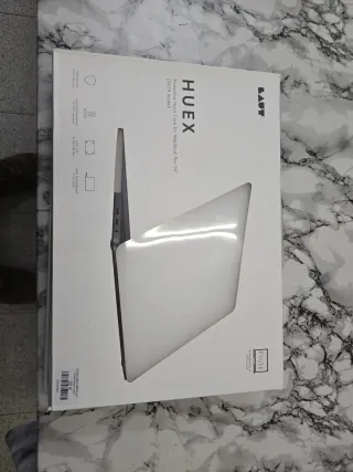 Funda Protectora MacBook Pro 16 LAUT