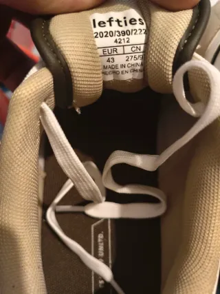 Zapatillas Lefties Beige y Blancas Talla 43