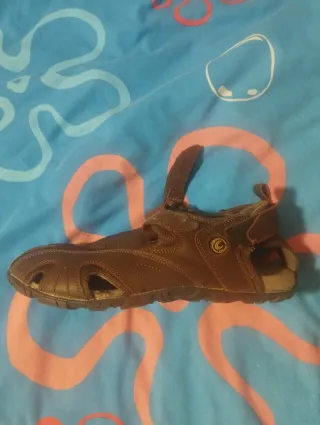 Sandalias Marrones de cuero. Chiruca.