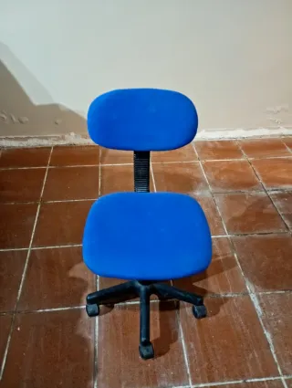 Silla de escritorio elevable azul