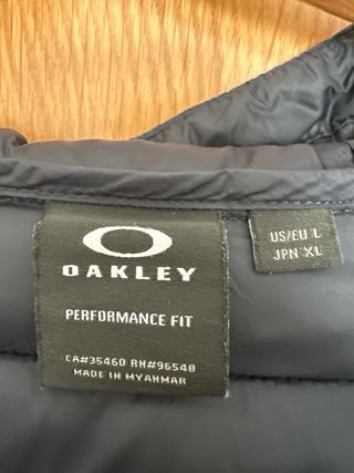 Chaquetón Plumas Oakley