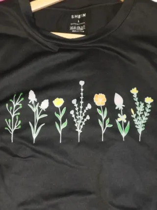 Camiseta SHEIN Oversize Negra Talla L