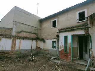 Chalet en venta en Franciscanos en Albacete