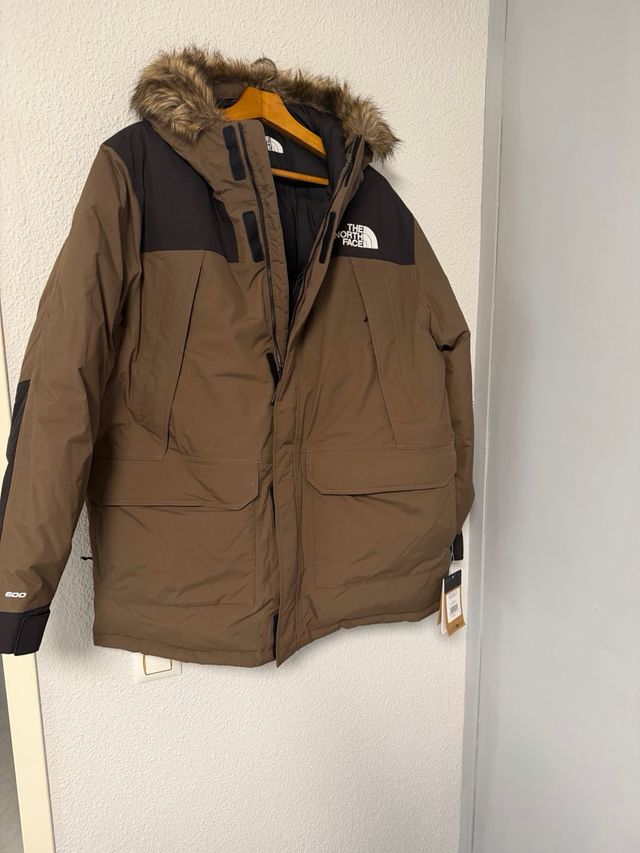 Chaqueta The North Face Marrón y Negra