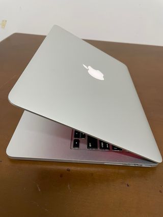 MacBook Pro (13”, 2015) • QWERTY - Español