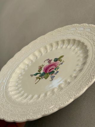 Antiguo plato Spode's Jewel