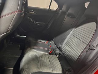 Mercedes A200d / Paquete AMG / NACIONAL