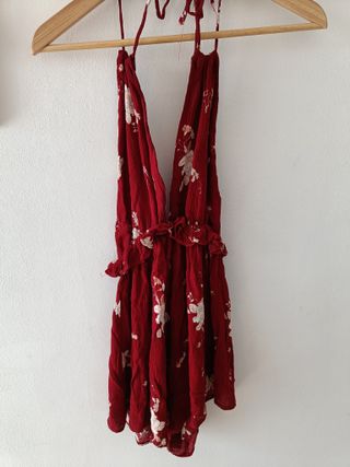 Mono corto Pull and Bear espalda abierta