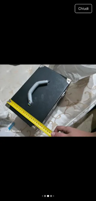 Valigetta portatrucchi Royal Beauty con prodotti