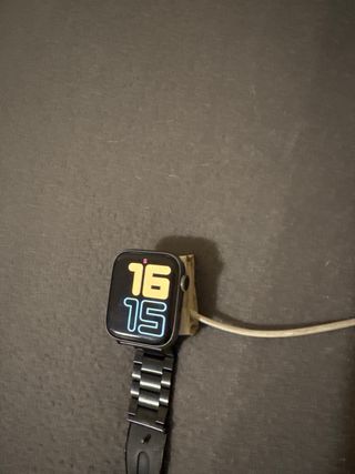 Apple Watch Series 5 44mm in alluminio