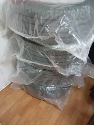 Llantas mercedes E270 w211 con neumatico Continent