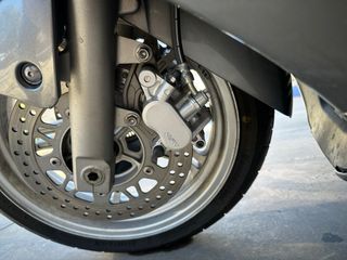 Suzuki Burgman 650 Executive Plata