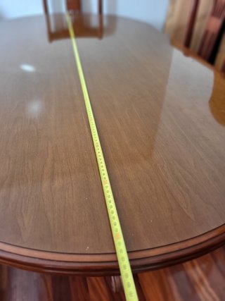 Juego MESA Y  6 sillas de comedor tapizadas