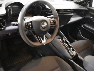 Alfa Romeo Junior 1.2 136CV Ibrida  eDCT6
