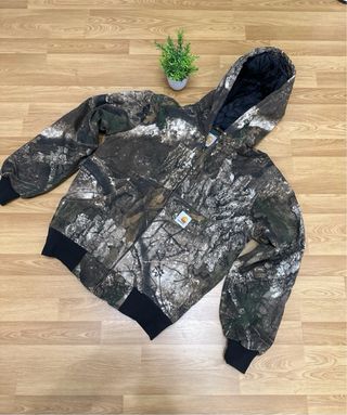 Chaqueta Carhartt Camuflaje con Capucha