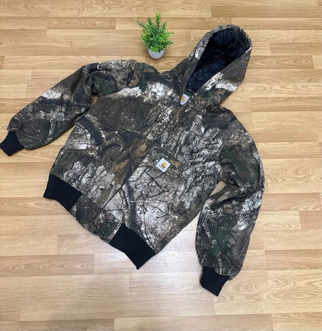 Chaqueta Carhartt Camuflaje con Capucha