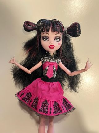 Monster High Draculaura Picture Day