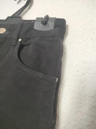 Pantalón vaquero recto mom jeans Stradivarius