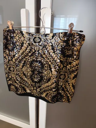 Falda fiesta lentejuelas. Queda genial y elegante