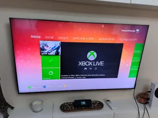 Xbox 360 Slim + 15 juegos fisicos + Accesorios