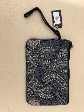 Bolso de mano Primark con pedrería