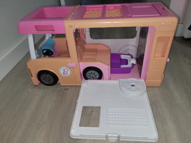 Autocaravana Barbie