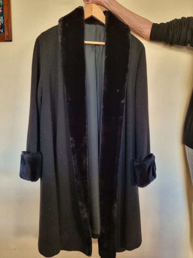 Abrigo lana y cachemir negro