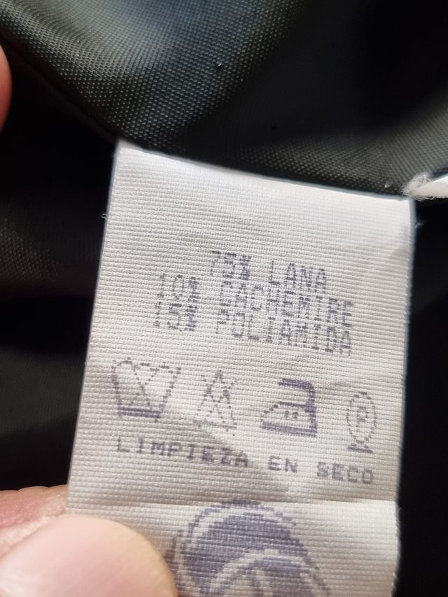 Abrigo lana y cachemir negro