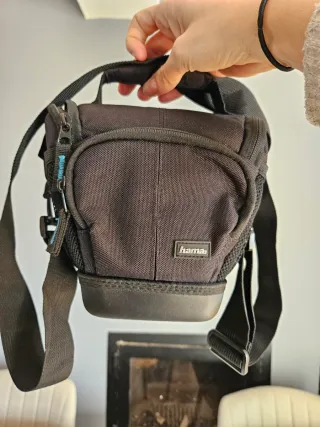 Funda rígida Hama para cámara