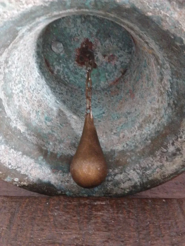 Campana Westland 1963 Bronzo