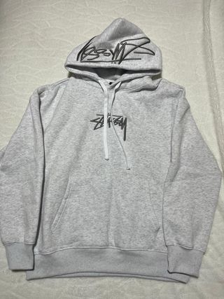 Sudadera Stussy Gris con Logo Bordado