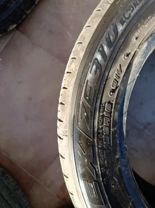 Neumático 205/55R16 91V solo hay 1