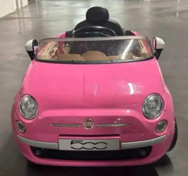 Coche infantil rosa Seat 500