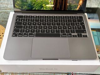 MacBook Air M2 - 13 pulgadas - 256GB - color Plata