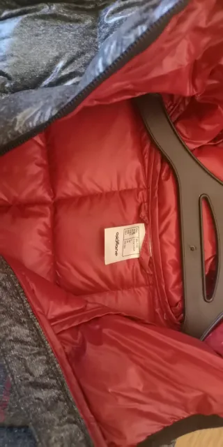 Plumas ligero Quechua gris y rojo