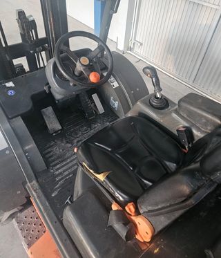 AUSA C250H Carretilla Elevadora