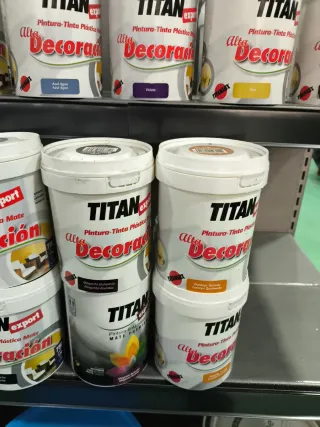 27 uni.Lote de Pintura Titan Colores 750ml