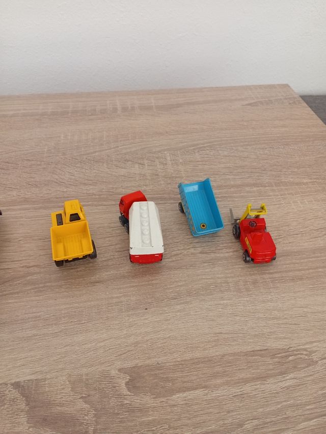 6 Camion Giocattolo da Collezione