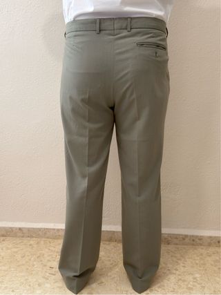 Pantalón de vestir ligero talla 48