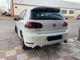 Volkswagen Golf GTI 2010