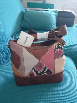 Bolso Desigual patchwork piel