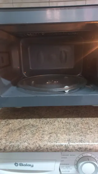 Microondas KOENIC DIGITAL