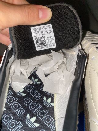 Scarpe Adidas Handball Spezial beige e nere nuove